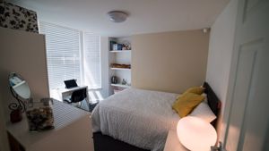 Photo 15- click for photo gallery